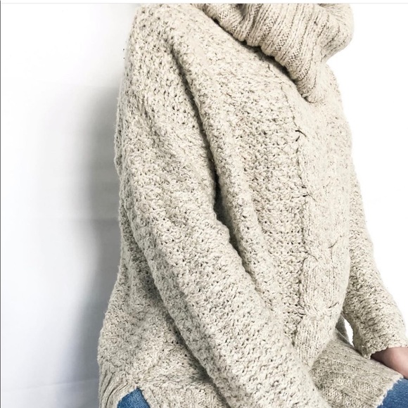 Comfy turtleneck - Picture 2 of 2